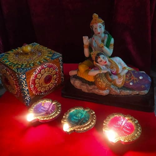 Hathkaam Handmade Clay Diya for Christmas Set of 9 Pieces Traditional Decorative Handcrafted Diyas for Christmas Decor | Designer Tea Light Holder for Home Decoration, Gift for Friends | Multicolor