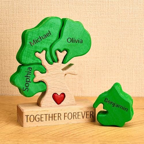 Personalized Wooden Tree Puzzle with 1-8 Family Name, Custom Family Name Sculpture - Ideal for Christmas, Birthdays, Housewarming - Unique Wooden Decor Gift for Mom and Dad